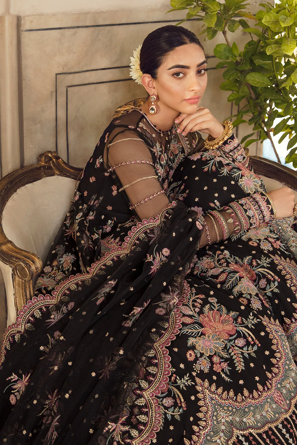Afrozeh La Fuchsia Wedding Edit 2022 – KEZIA
