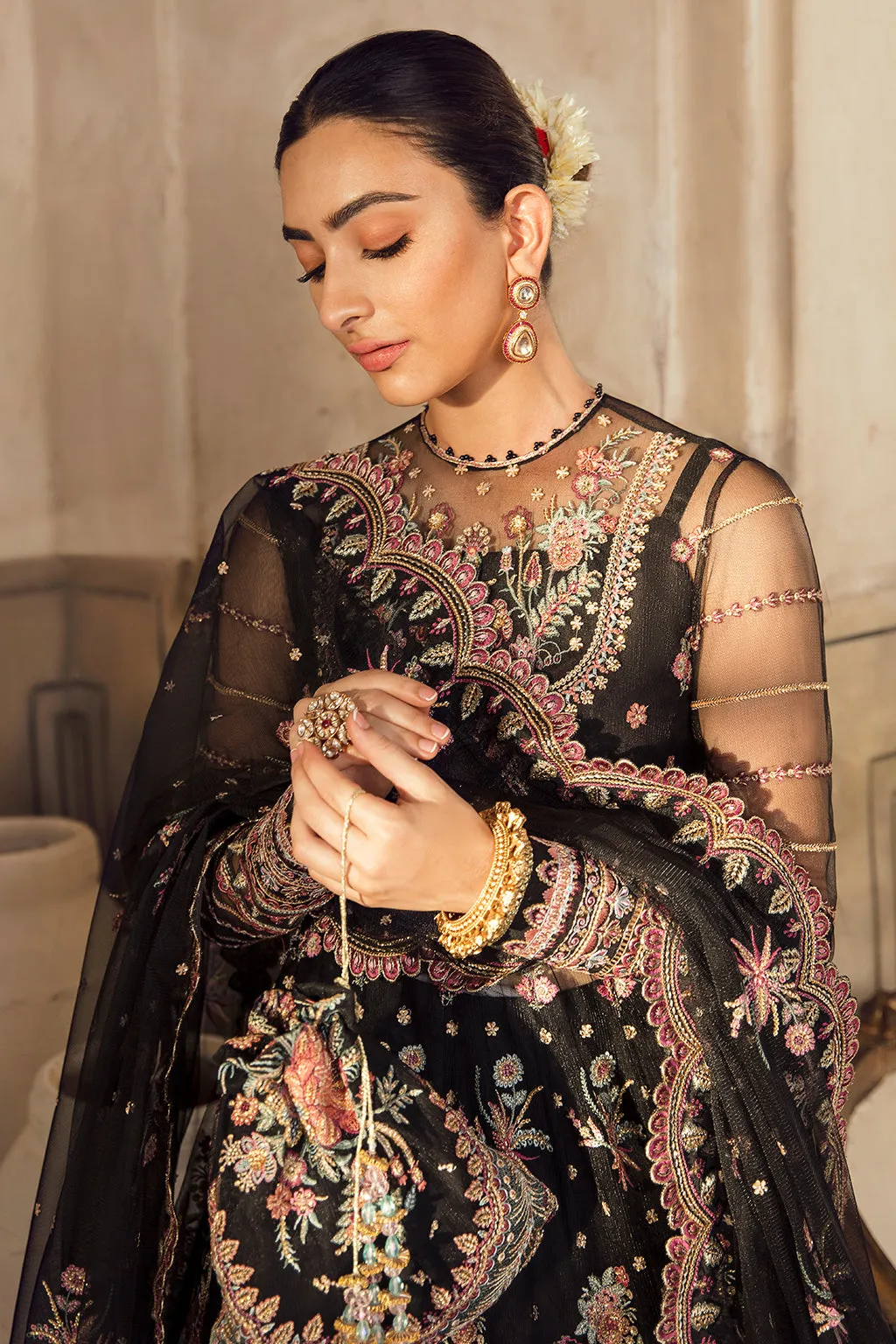 Afrozeh La Fuchsia Wedding Edit 2022 – KEZIA