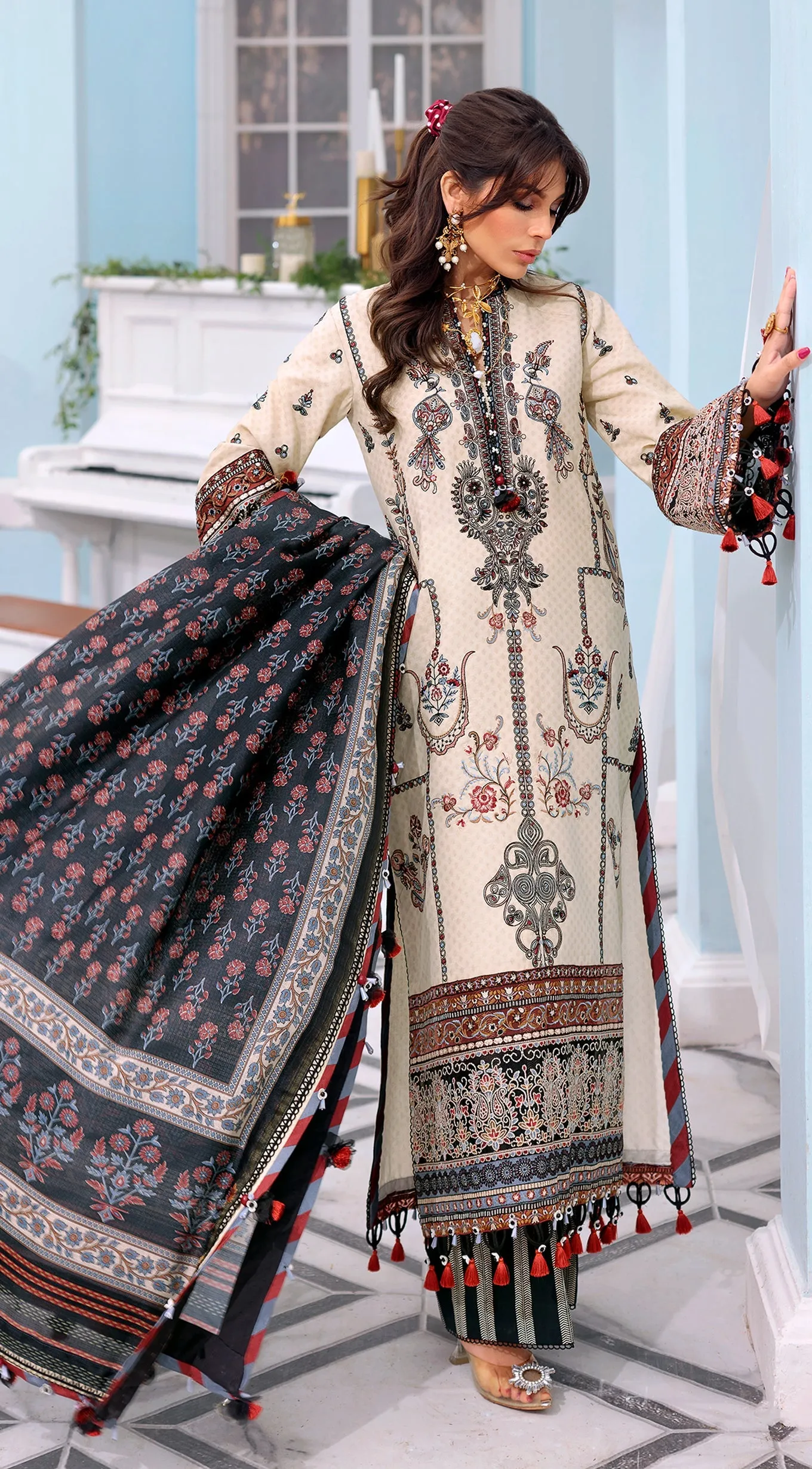 Anaya by Kiran Chaudhry · Luxury Festive Afsana Lawn Collection – FARAH