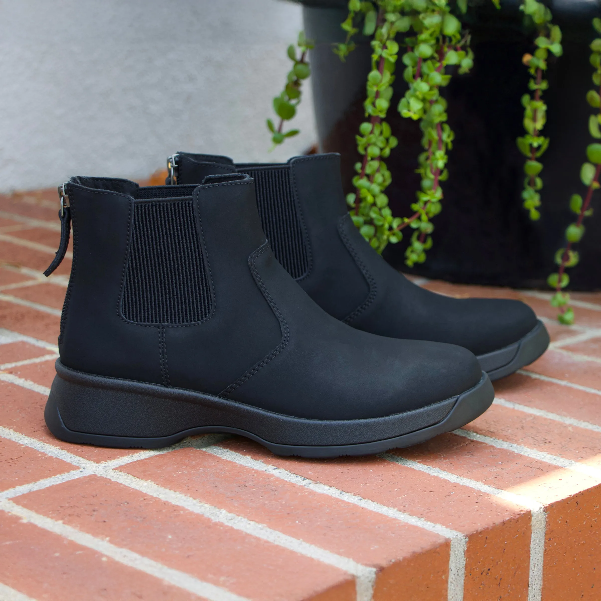 Frankie Asphalt Boot