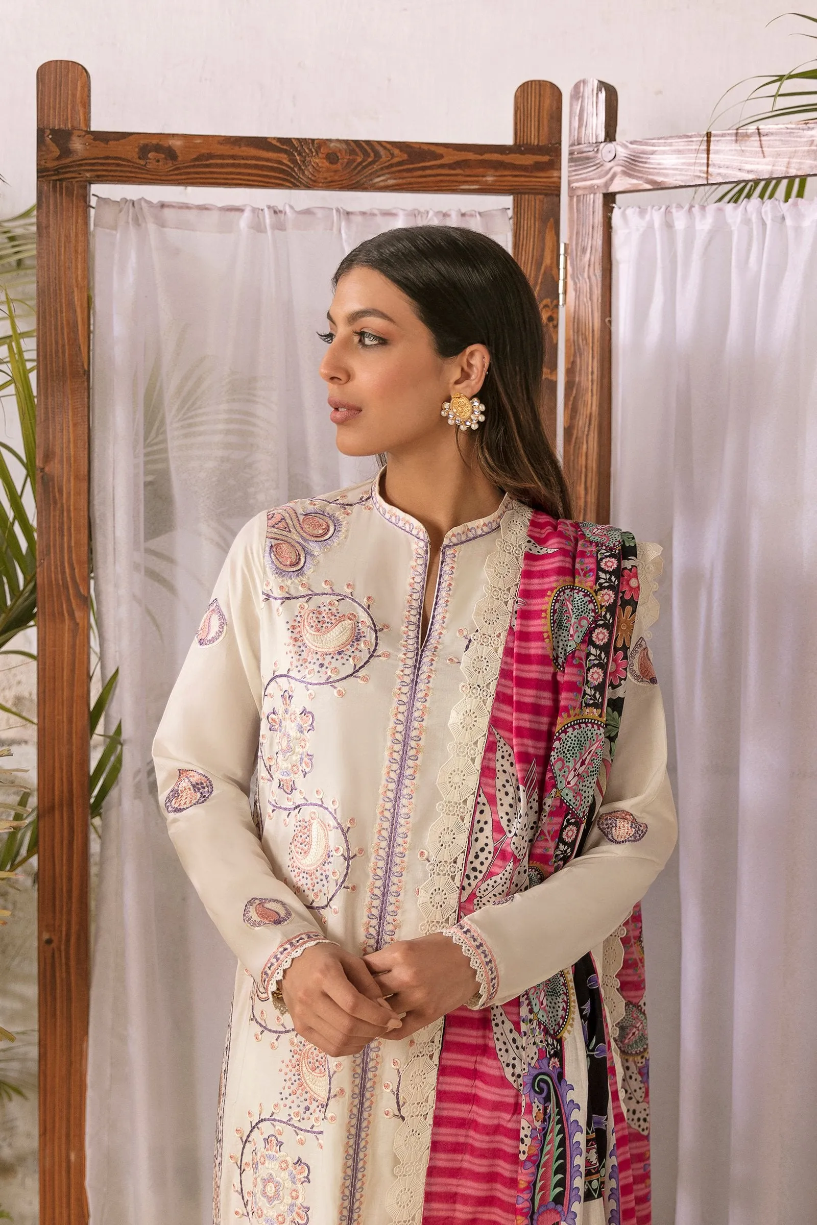 Zaha by Khadijah Shah Lawn Collection – NEZM  (ZL21-01 A)